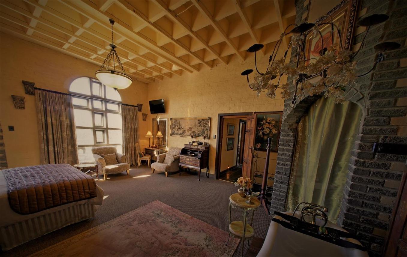 מלון Outeniekwa Bygracealone Manor מראה חיצוני תמונה